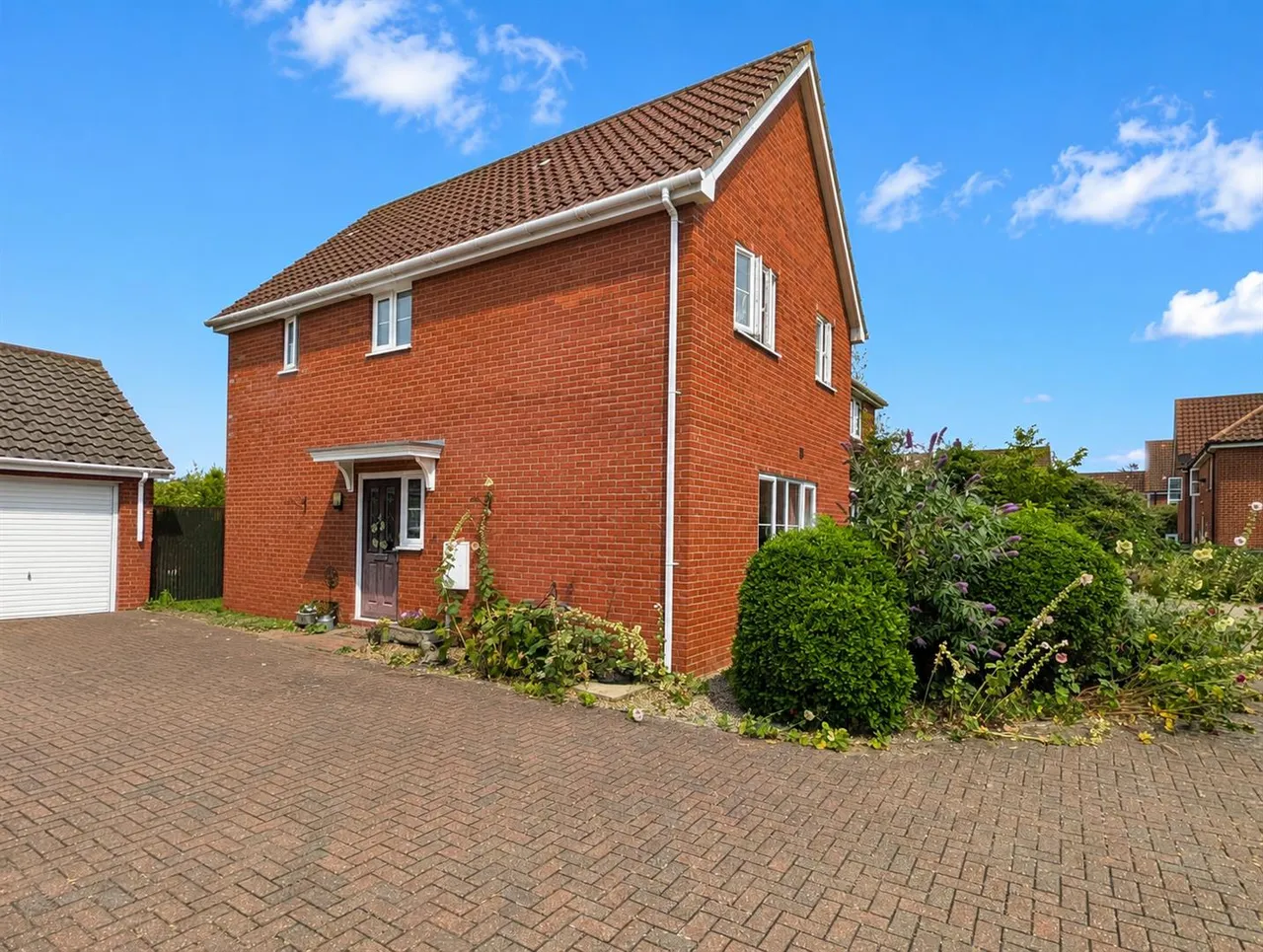 3 bed house for sale, Castell Close, Stradbroke, IP21