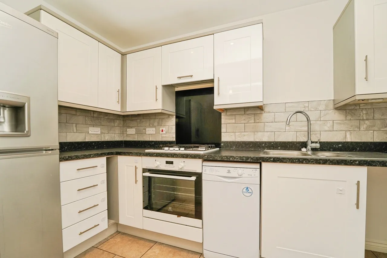 Washpool Road, Bishops Cleeve, GL52, photo 6