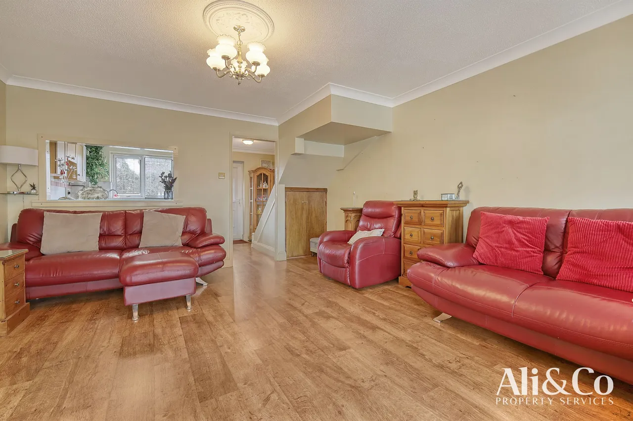Churchill Road, Grays, Essex, RM17 6TW, photo 6