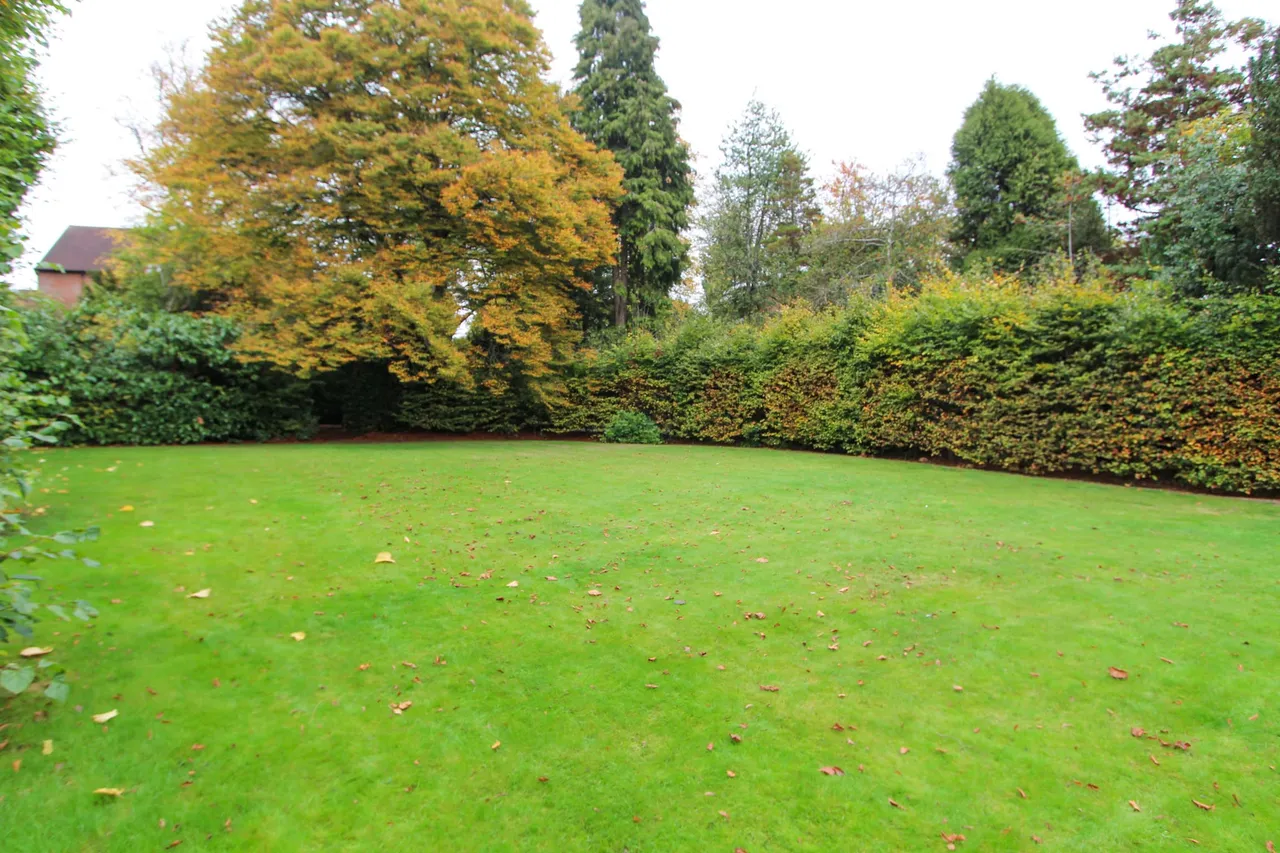 Flat 14, Beechcroft Court Four Oaks Road, Sutton Coldfield, Sutton Coldfield, B74 2XR, photo 21