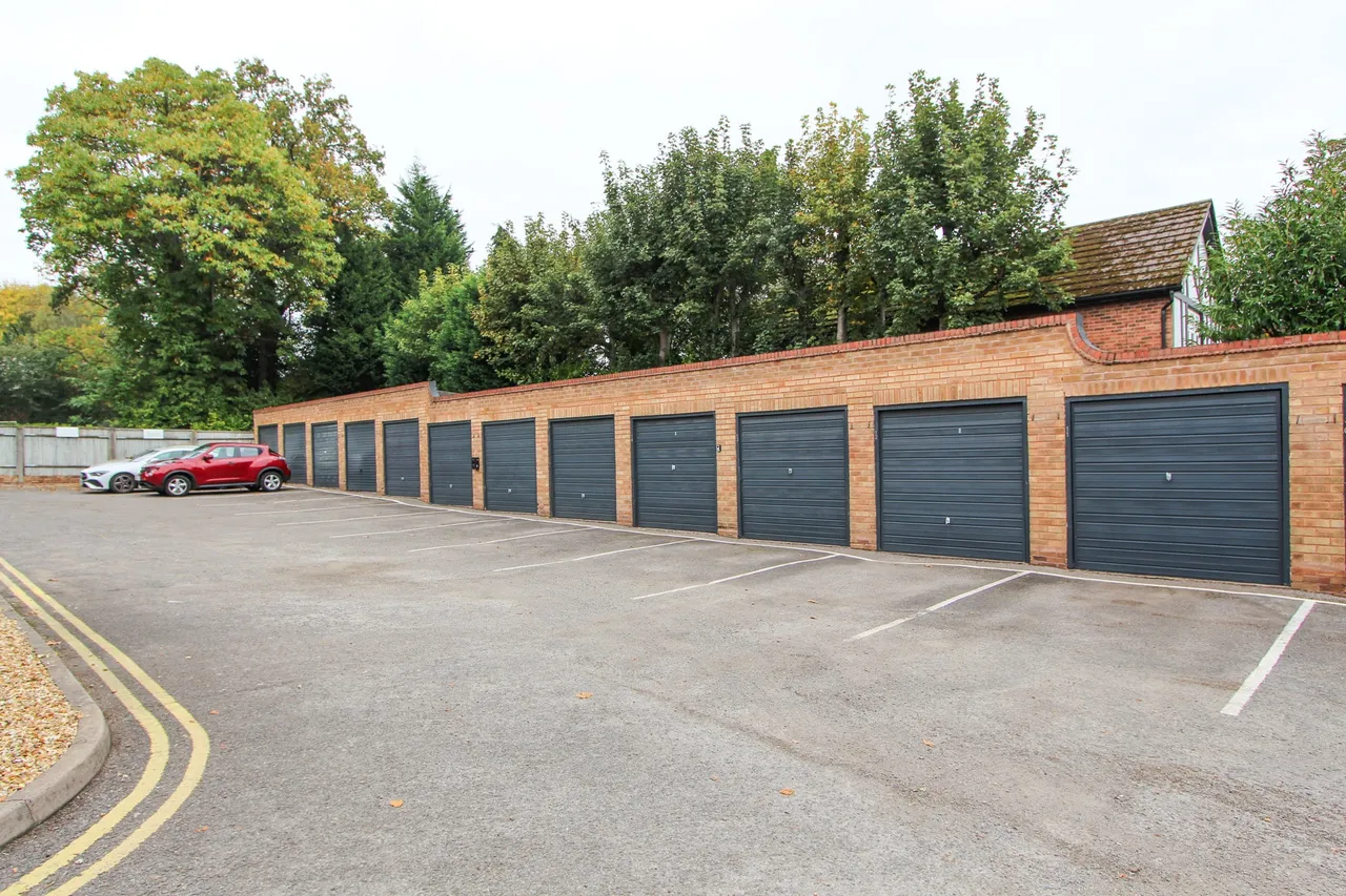 Flat 14, Beechcroft Court Four Oaks Road, Sutton Coldfield, Sutton Coldfield, B74 2XR, photo 26