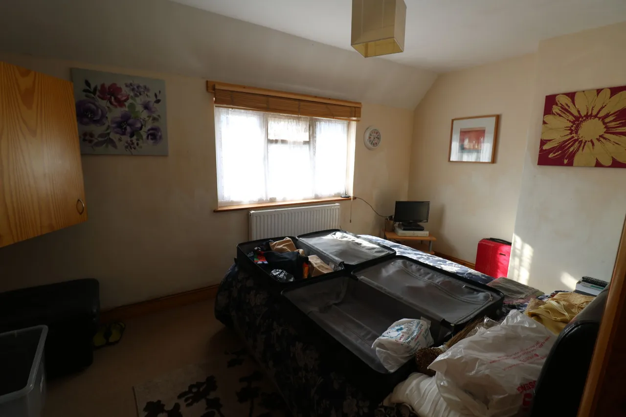 Northview Avenue, Tilbury, Essex, RM18 7RT, photo 10
