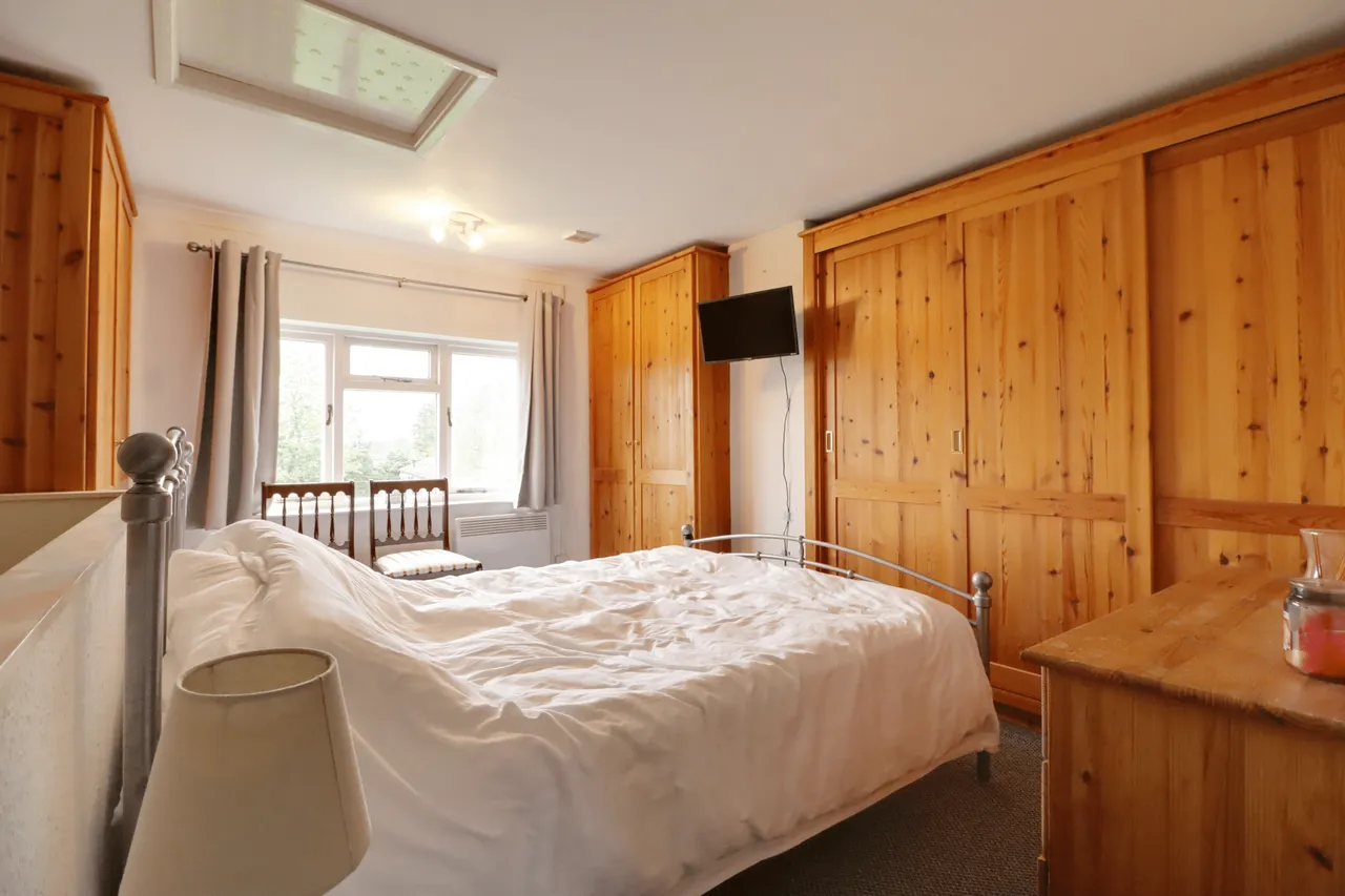 North Street, Caistor, LN7, photo 8