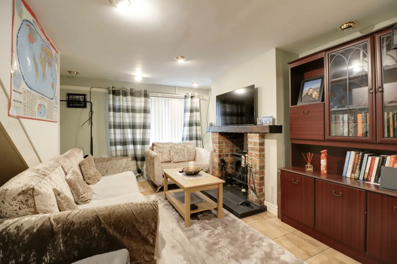 North Street, Caistor, LN7, photo 4