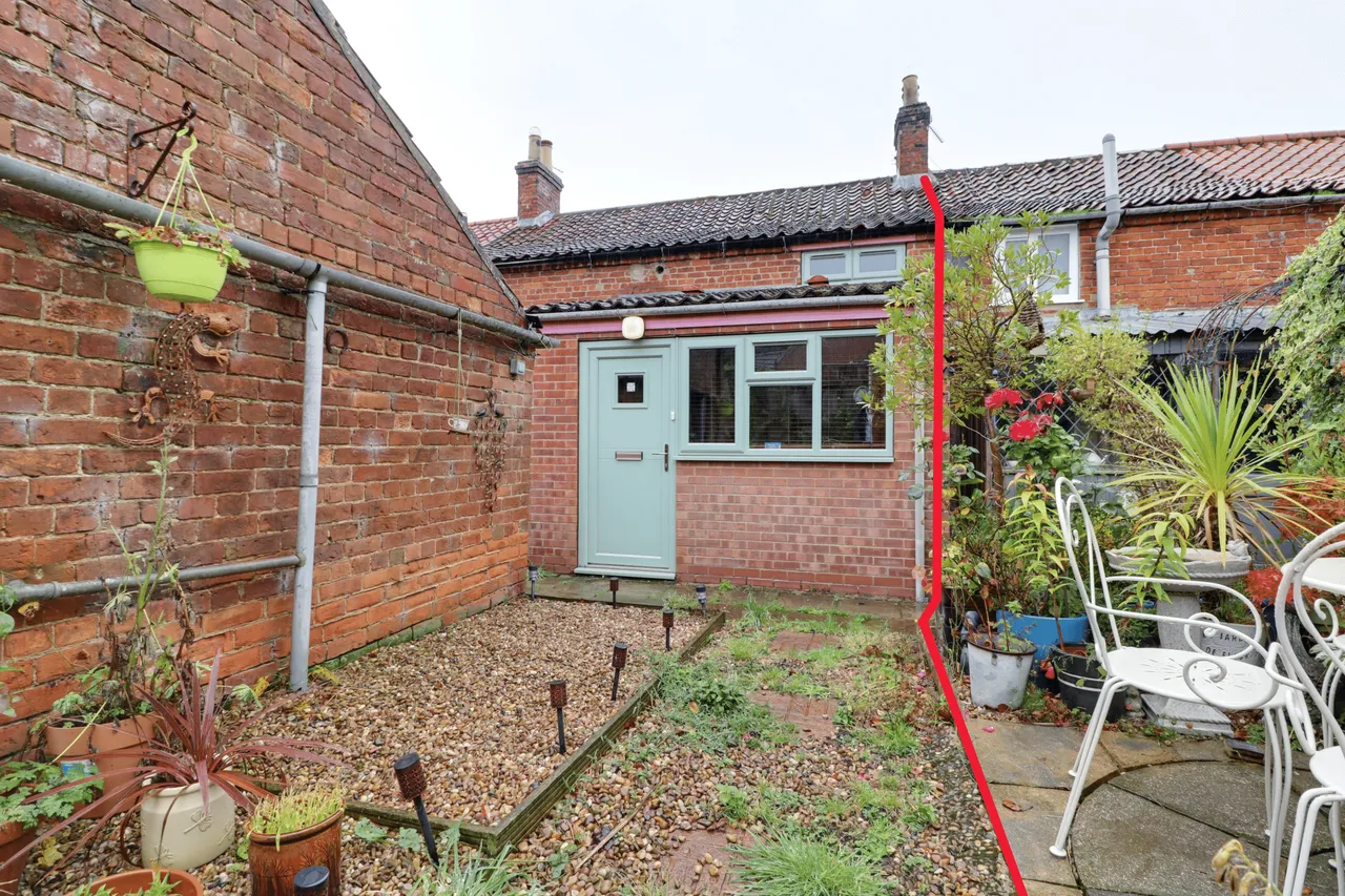 North Street, Caistor, LN7, photo 12