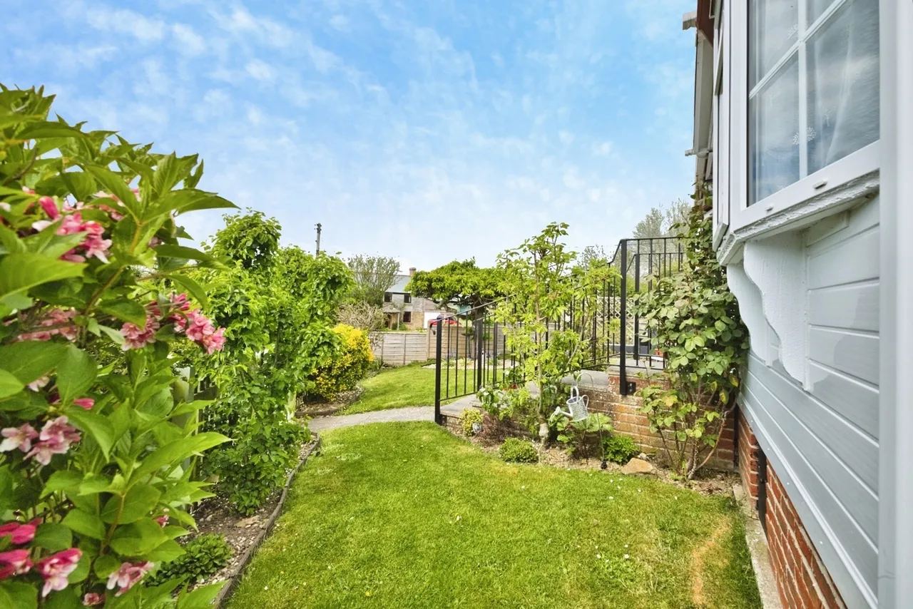 College Close, Langport, TA10, photo 13