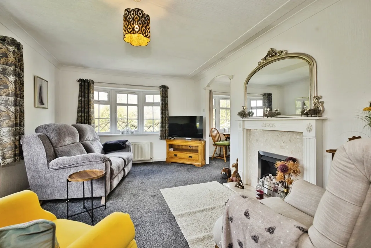 College Close, Langport, TA10, photo 3