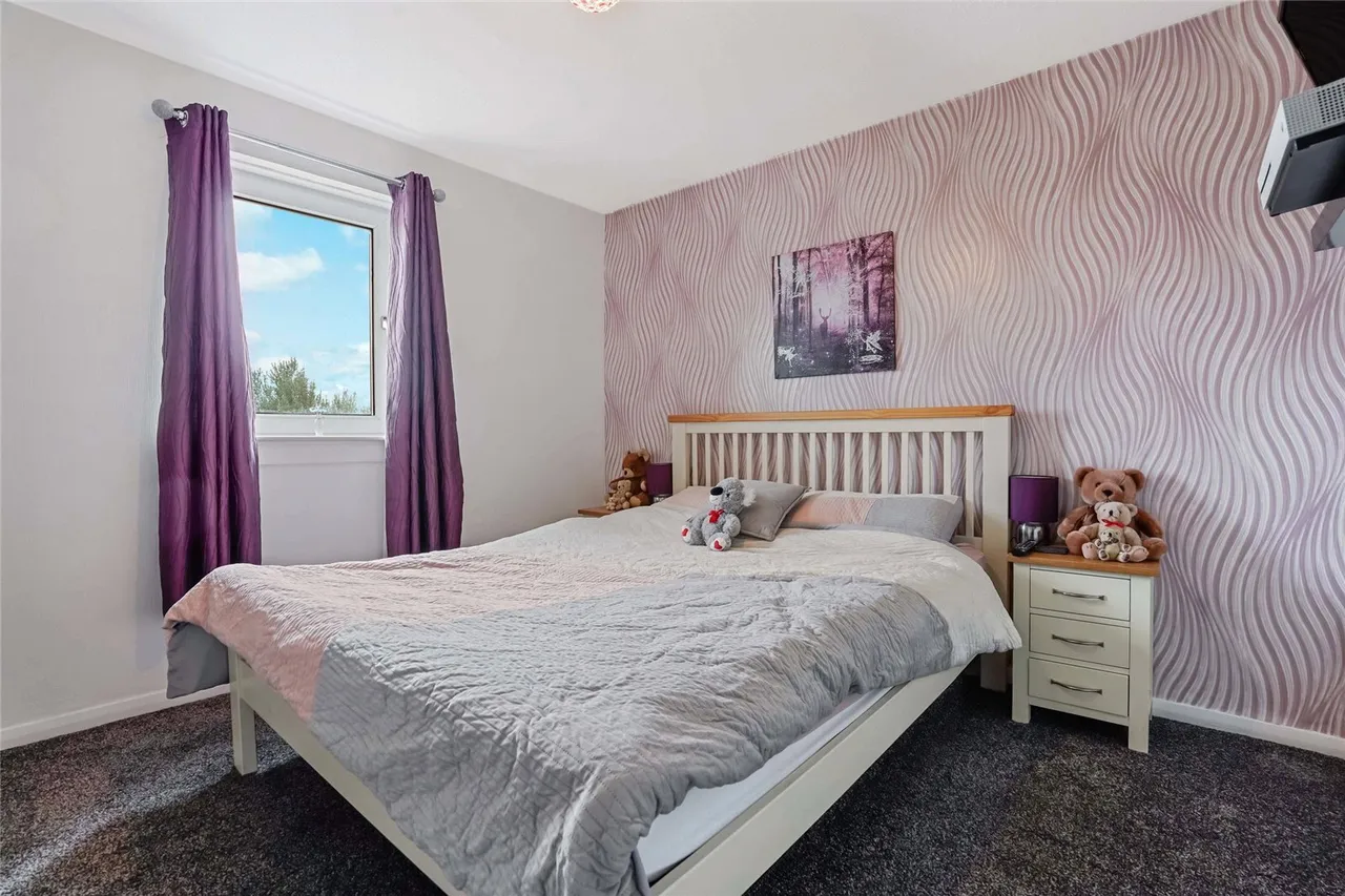 Lenzie Avenue, Deans, EH54, photo 14