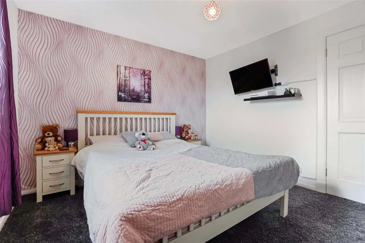 Lenzie Avenue, Deans, EH54, photo 15