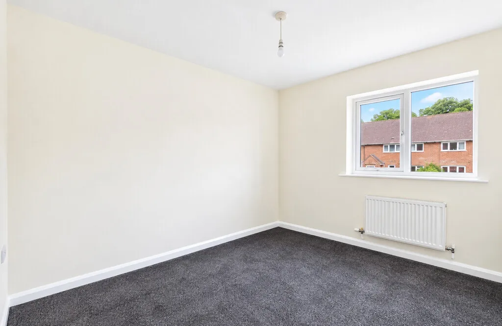 St. Oswalds Crescent, Ashbourne, photo 4