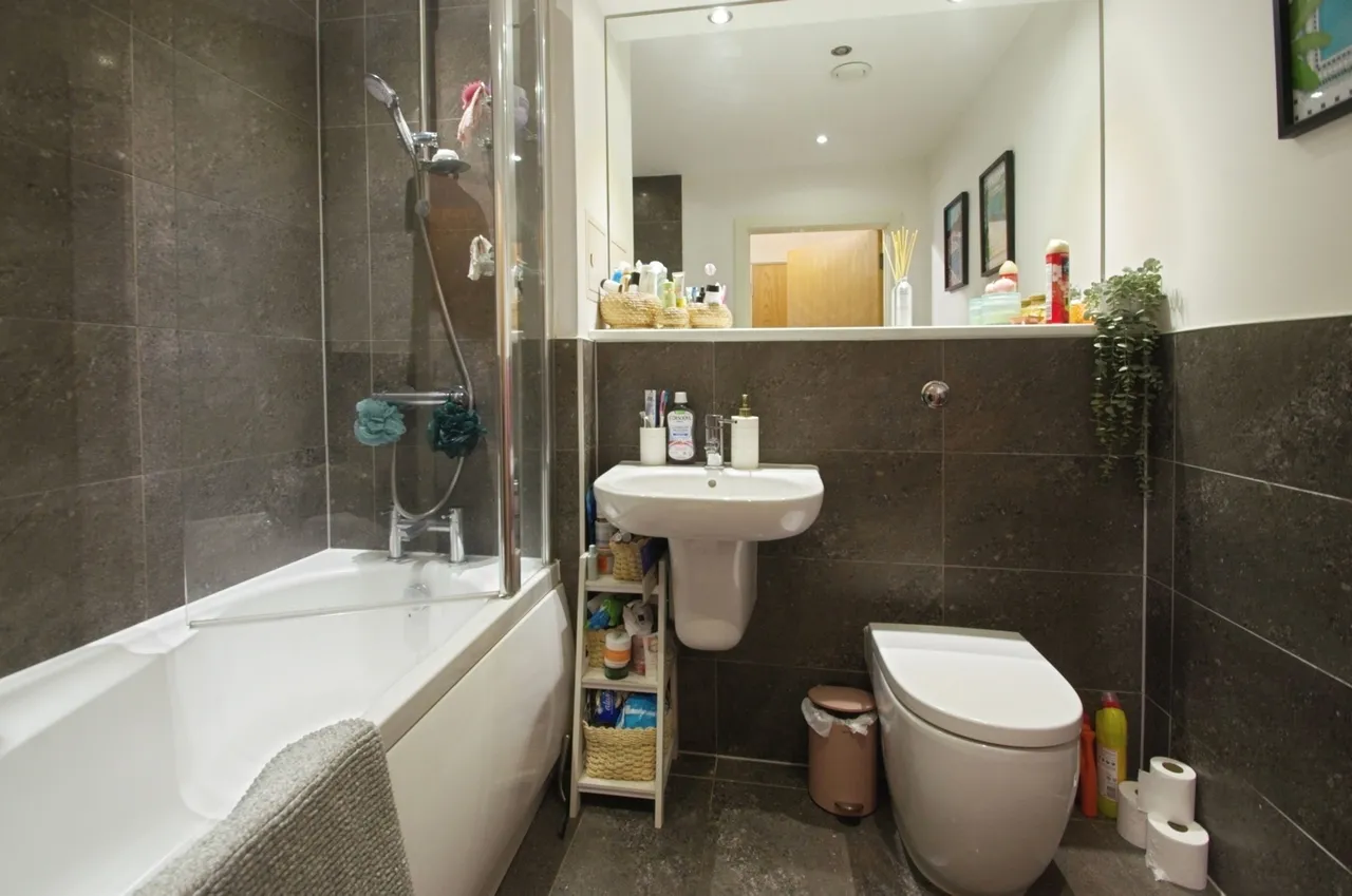 Pendeen House, Ferry Court, Cardiff, CF11, photo 12