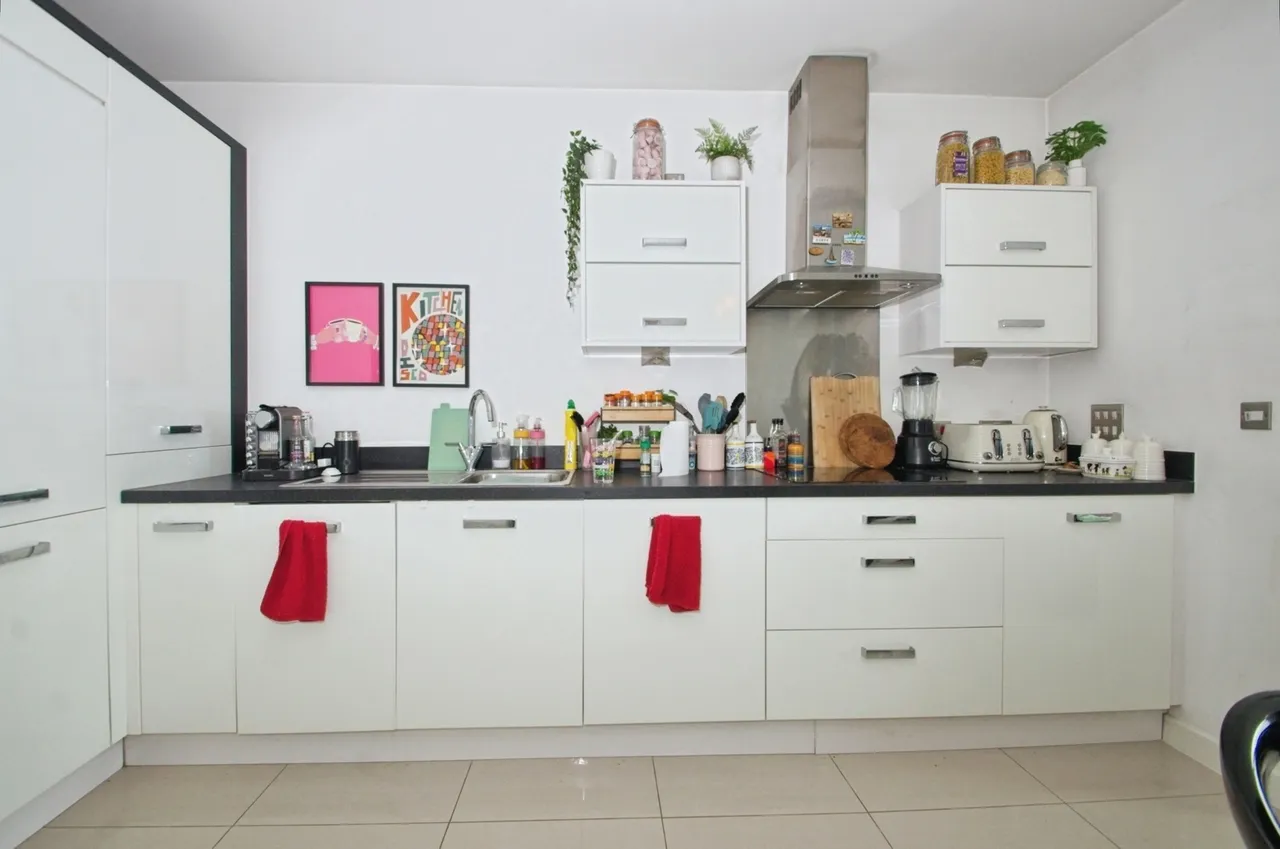 Pendeen House, Ferry Court, Cardiff, CF11, photo 8