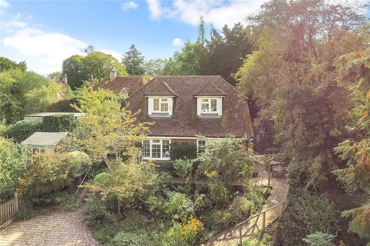 4 bed house for sale, West Street, Rogate, GU31