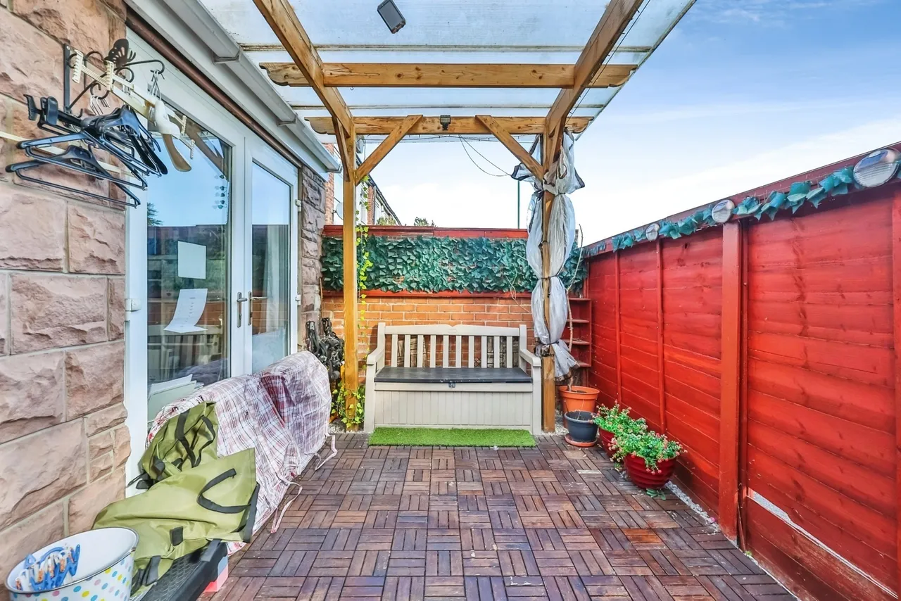Newmarket Road, NG6, photo 20