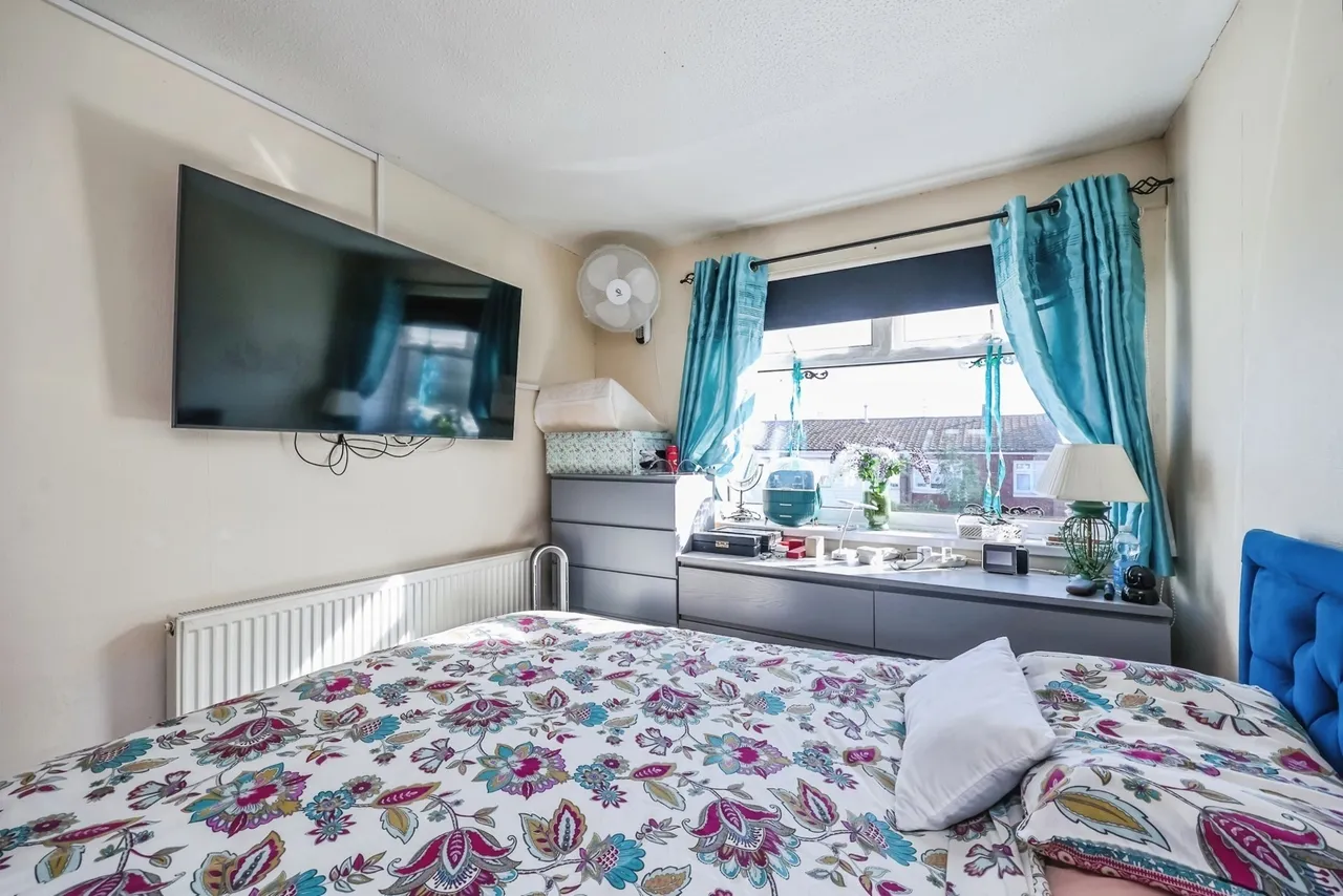 Newmarket Road, NG6, photo 12