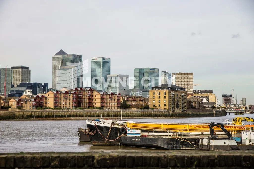 River Gardens Walk, London, SE10, photo 8