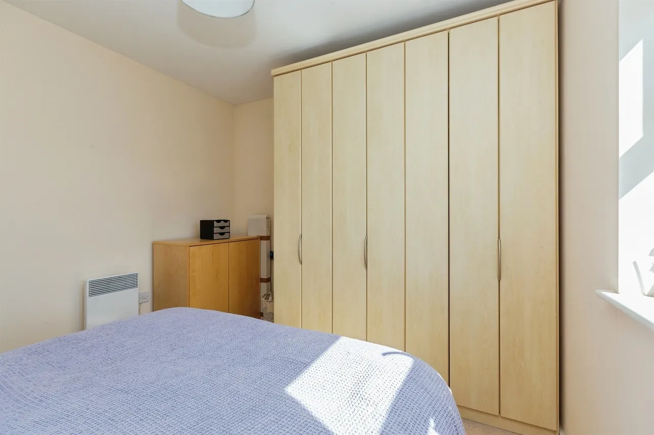 Juniper Drive, Weston Turville, HP22, photo 12