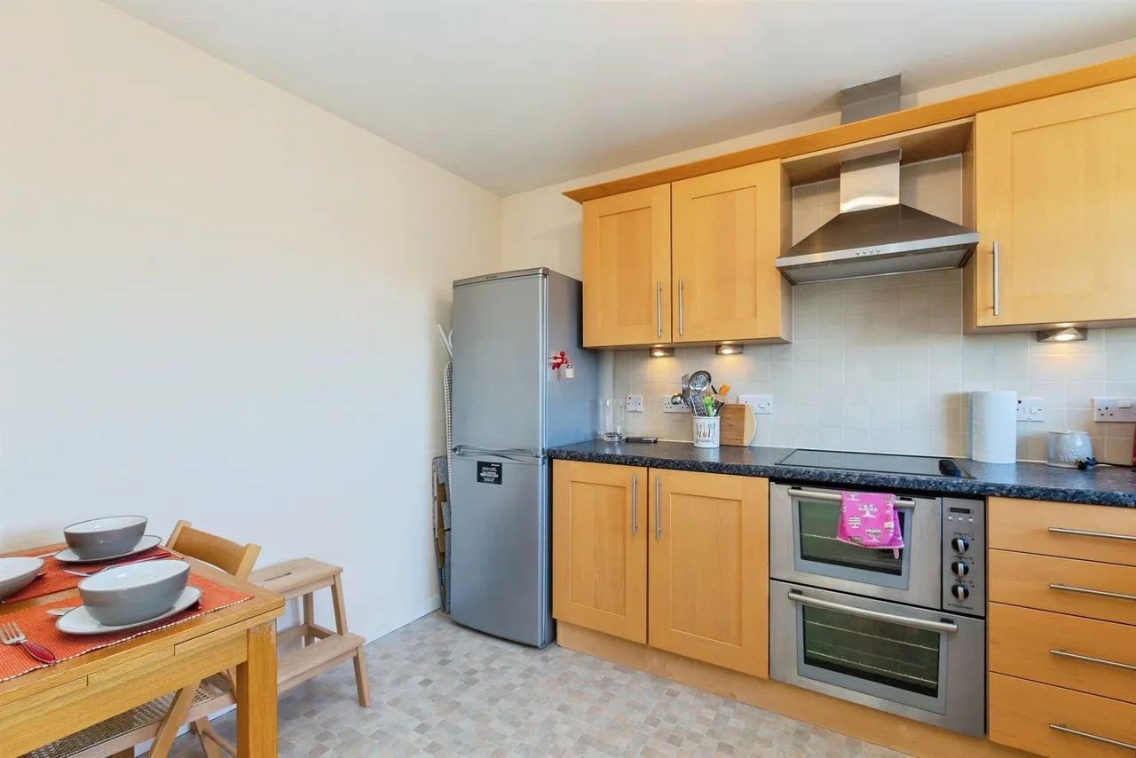 Juniper Drive, Weston Turville, HP22, photo 6