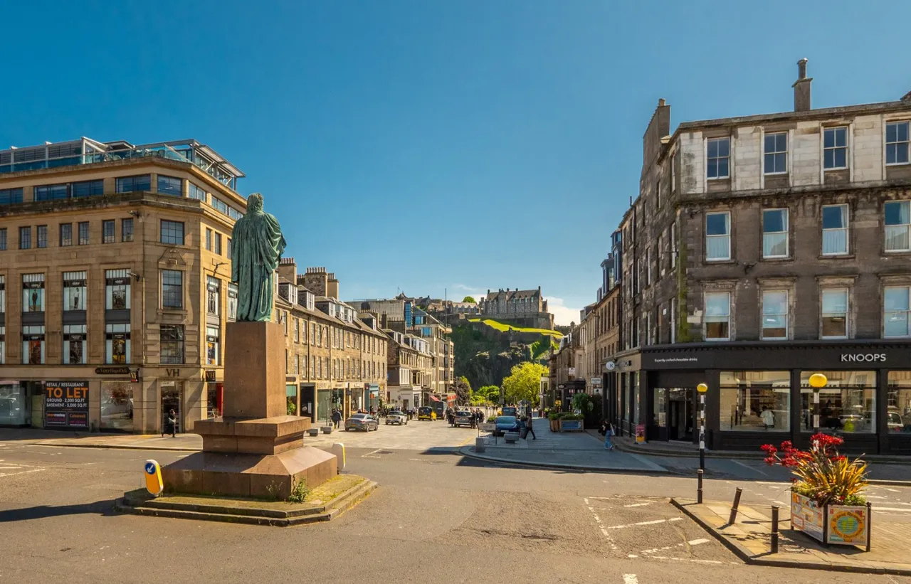 North Castle Street, New Town, EH2, photo 30