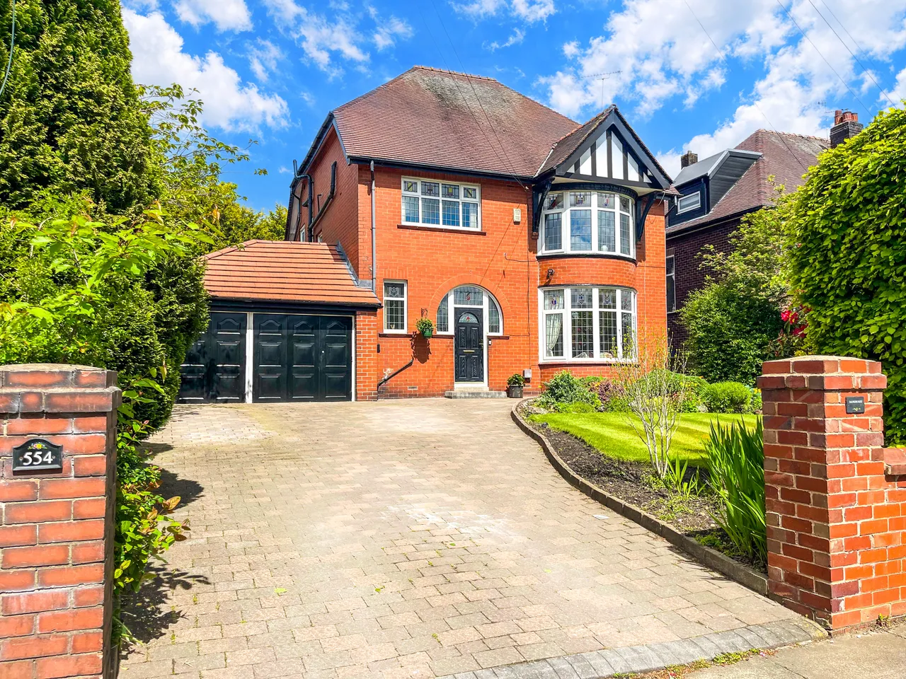 5 bed house for sale — Danehurst, Bolton Road, Bury, BL8 2DU