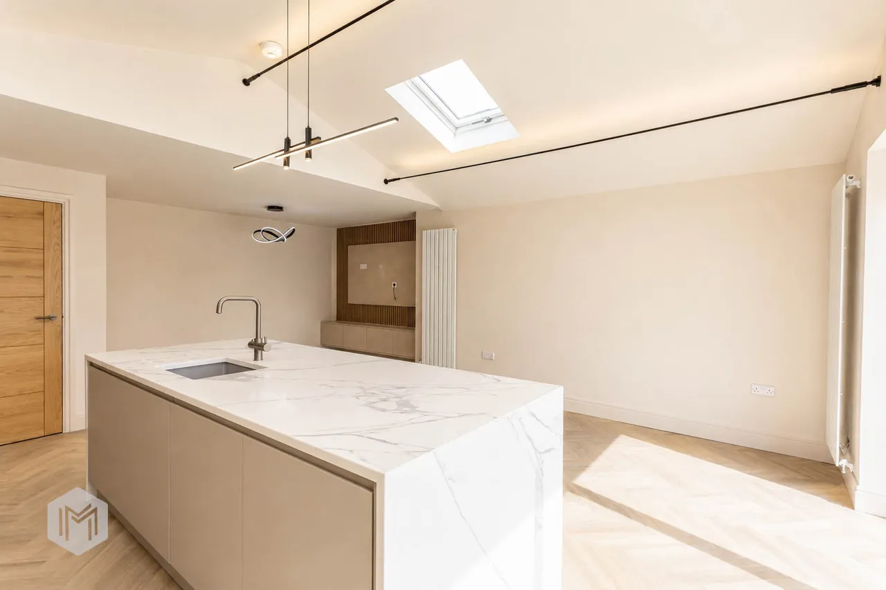 Taywood Road, Bolton, BL3 4SJ, photo 6