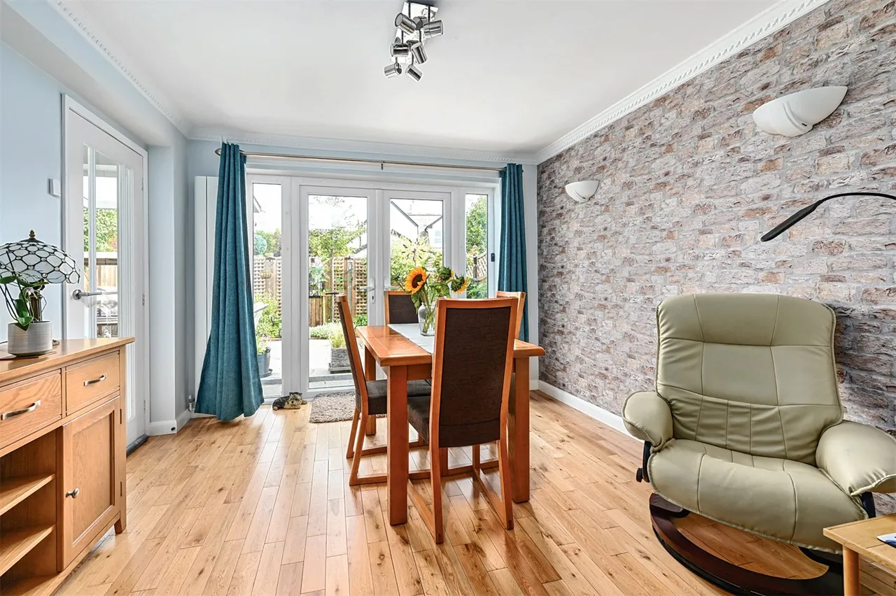 Waverley Drive, Ash Vale, Guildford, Surrey, GU12 5JW, photo 4