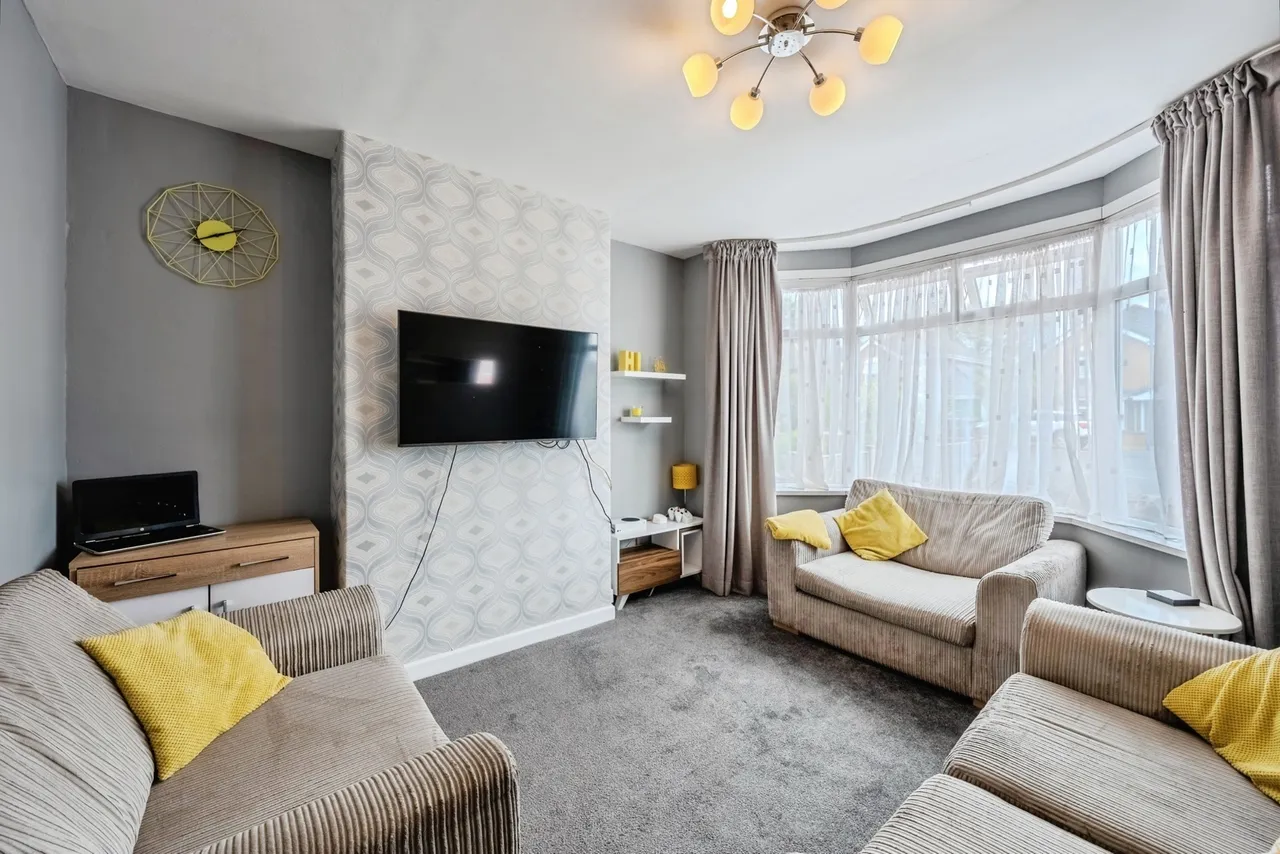 Catsash Road, Newport, Gwent, NP18, photo 4