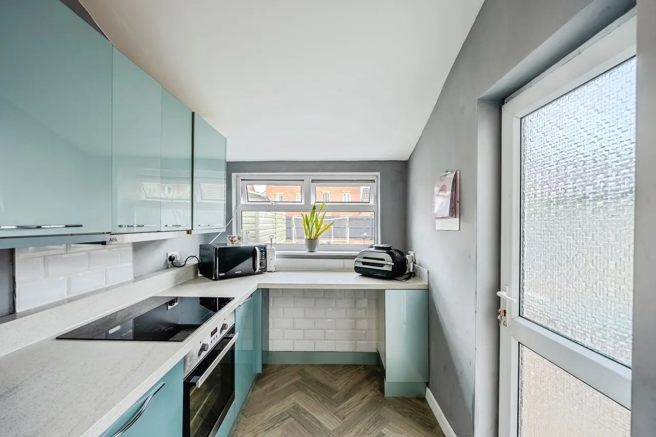 Catsash Road, Newport, Gwent, NP18, photo 8