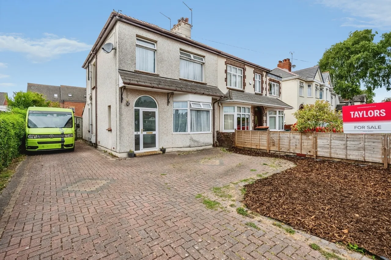 3 bed property for sale — Catsash Road, Newport, Gwent, NP18