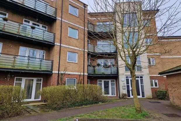 1 bed flat to rent — The Parklands, Dunstable