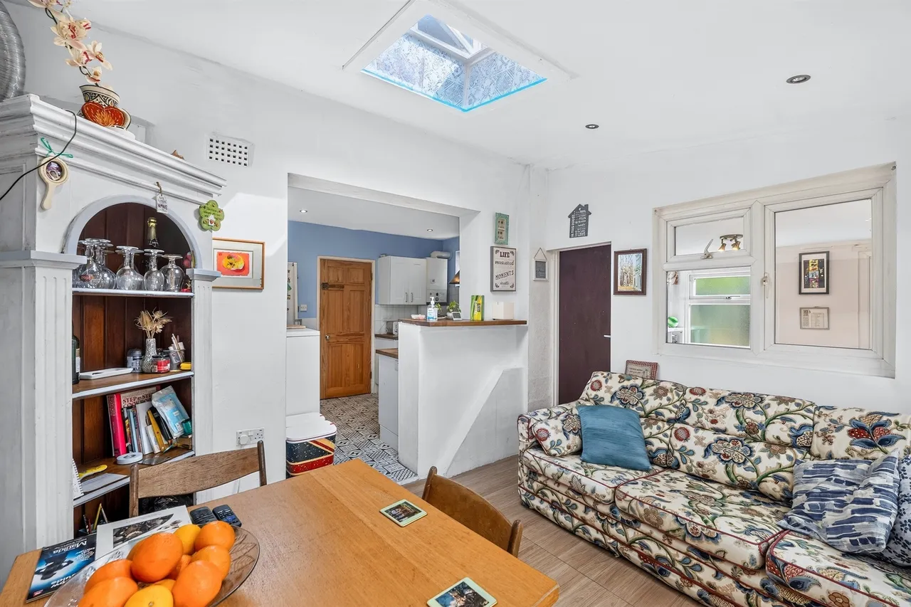 Chester Gardens, Morden, photo 10