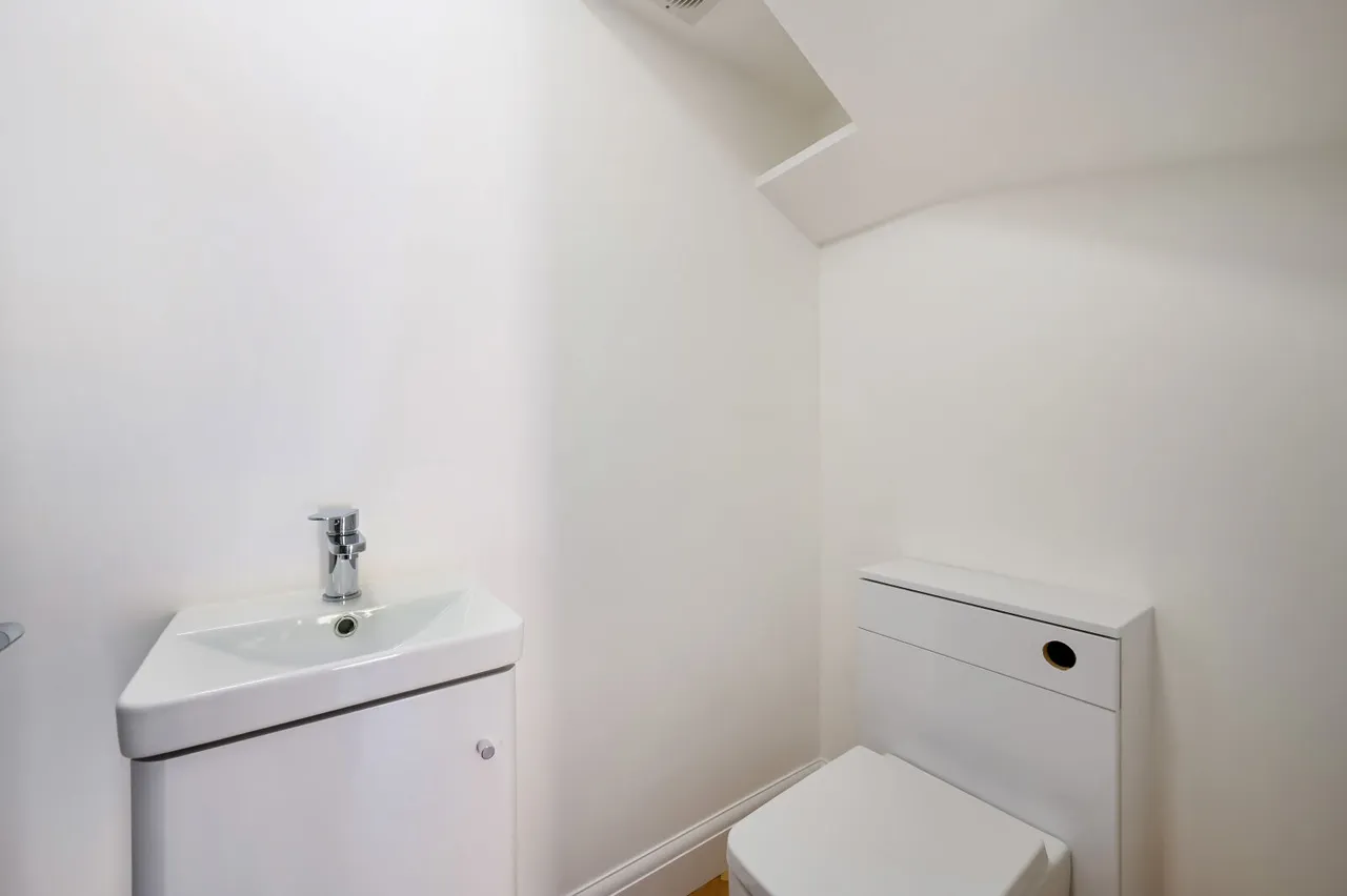 Grand Drive, Raynes Park, SW20, photo 11