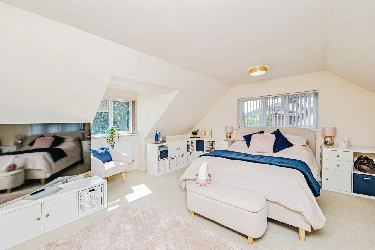 Griffin Rise, Treharris, CF46, photo 33
