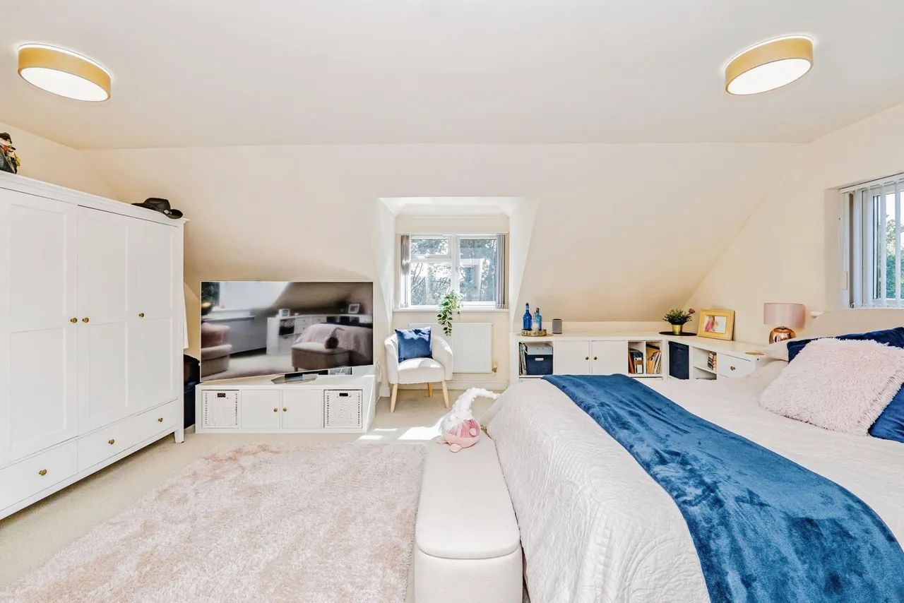 Griffin Rise, Treharris, CF46, photo 34
