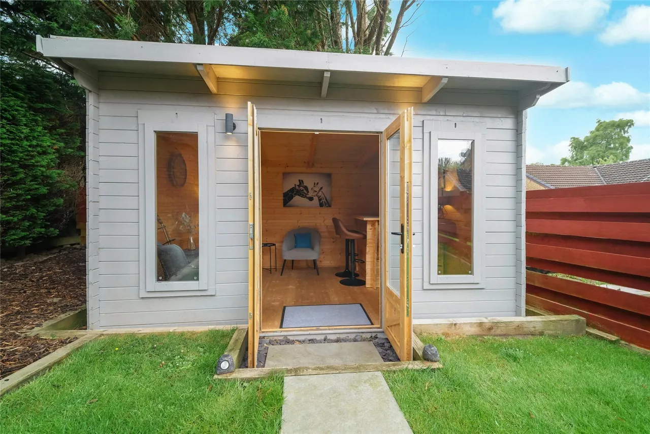 Middlefield, East Kilbride, Glasgow, South Lanarkshire, G75, photo 13
