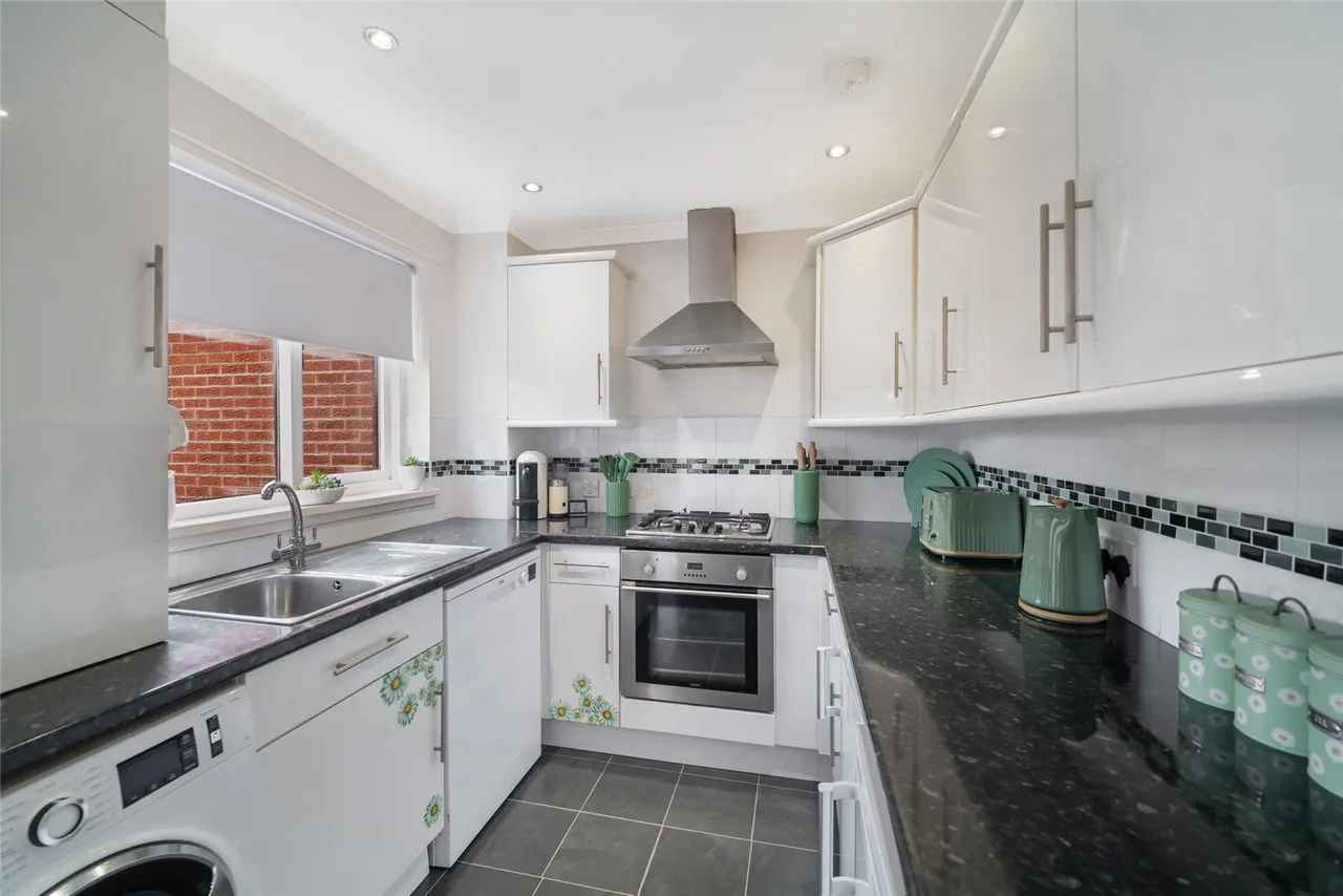 Middlefield, East Kilbride, Glasgow, South Lanarkshire, G75, photo 3