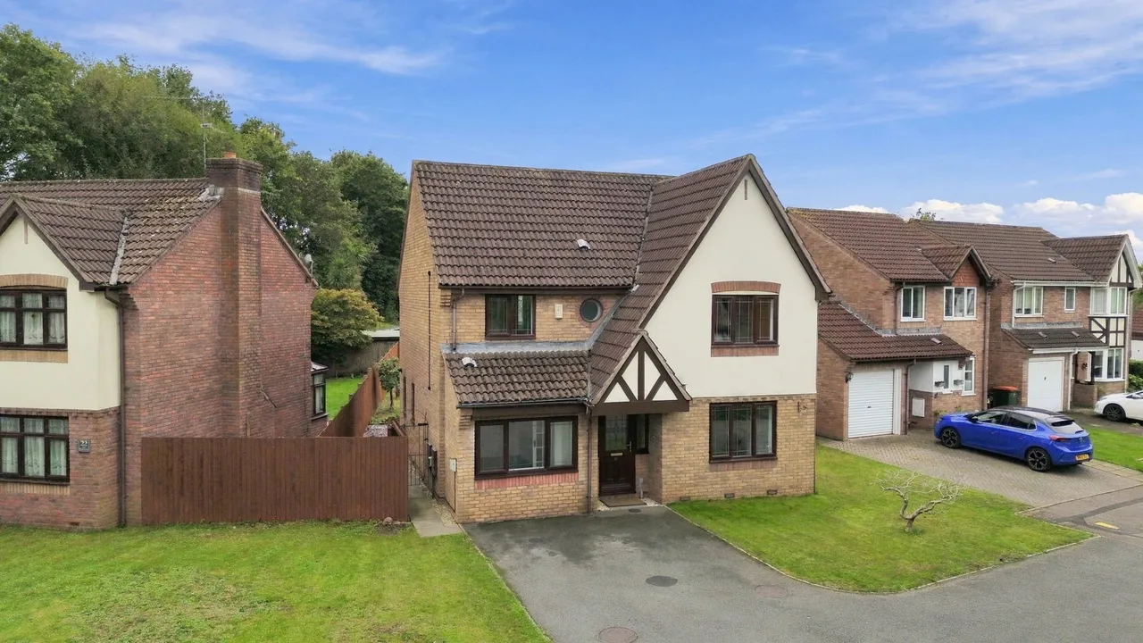 4 bed house for sale, The Meadows, Marshfield