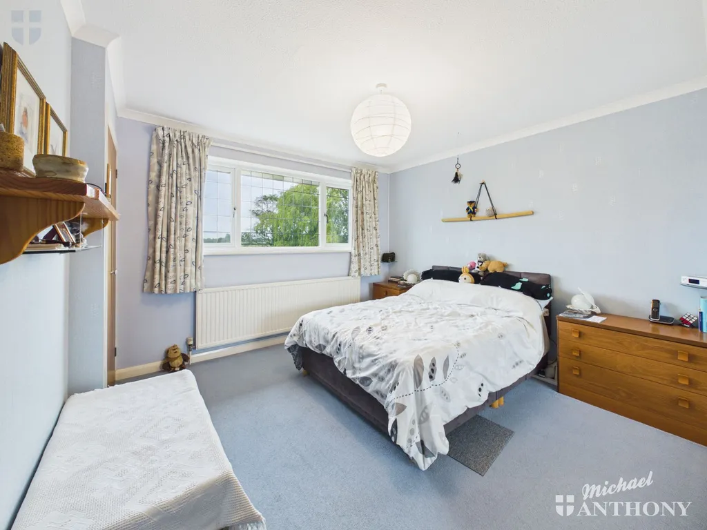 Lower Road, Stoke Mandeville, Aylesbury, HP22 5XB, photo 5