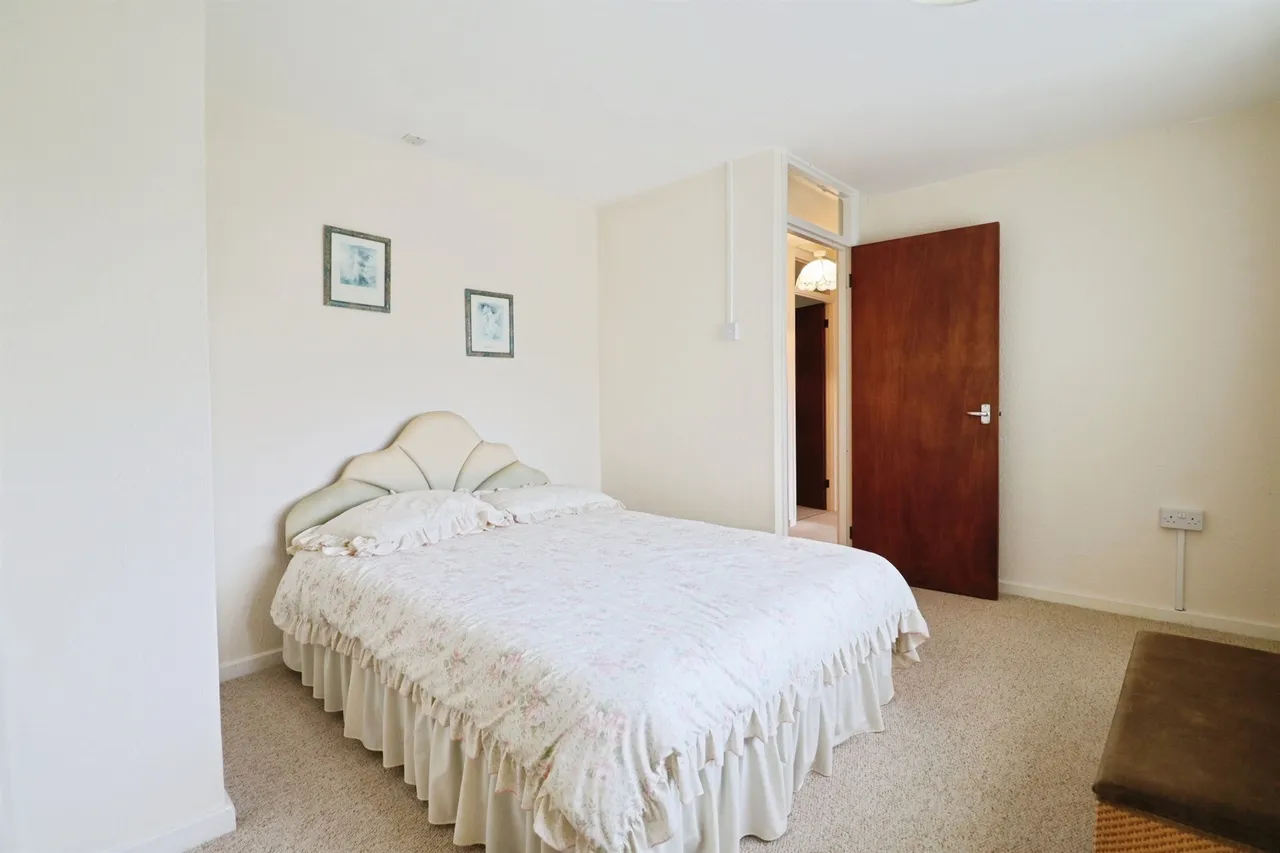Beechley Drive, Cardiff, CF5, photo 13