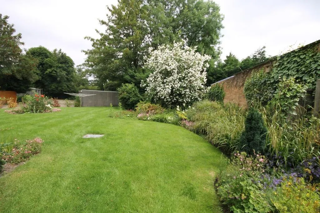 Church Road, Bookham, KT23, photo 8