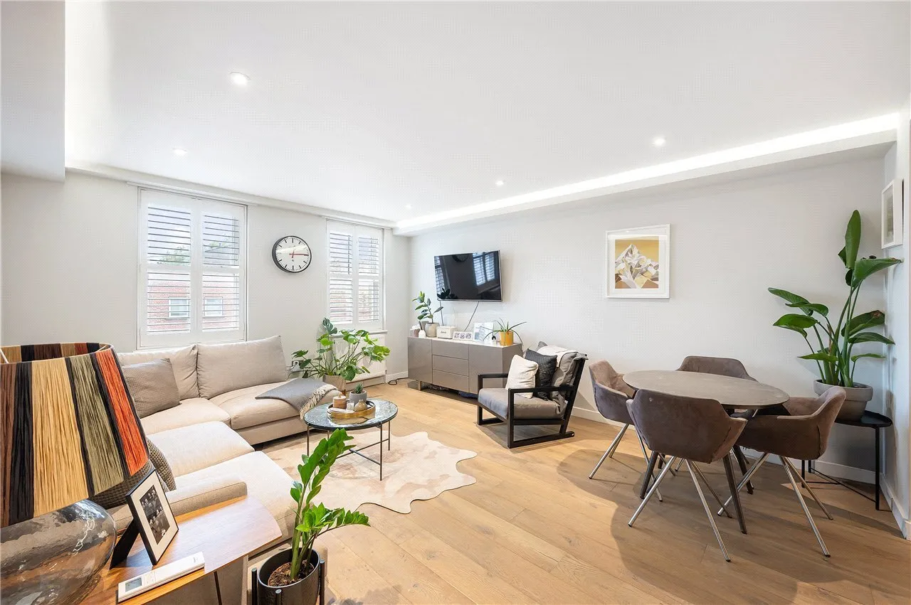 2 bed flat for sale — Kingsland Road, London, E2