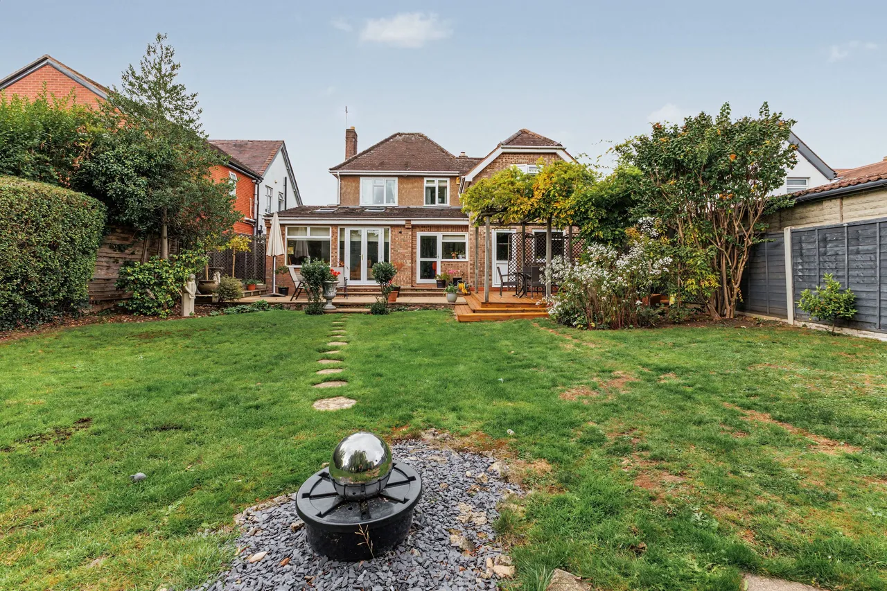 Cheltenham Road, Evesham, WR11, photo 24