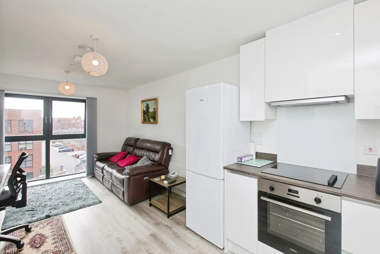 Bilsborrow Avenue, DE1, photo 9