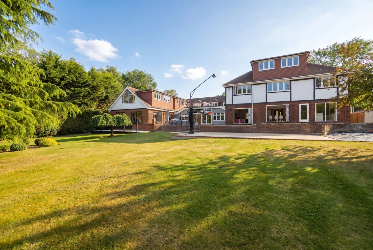 The Village, Little Hallingbury, CM22, photo 3
