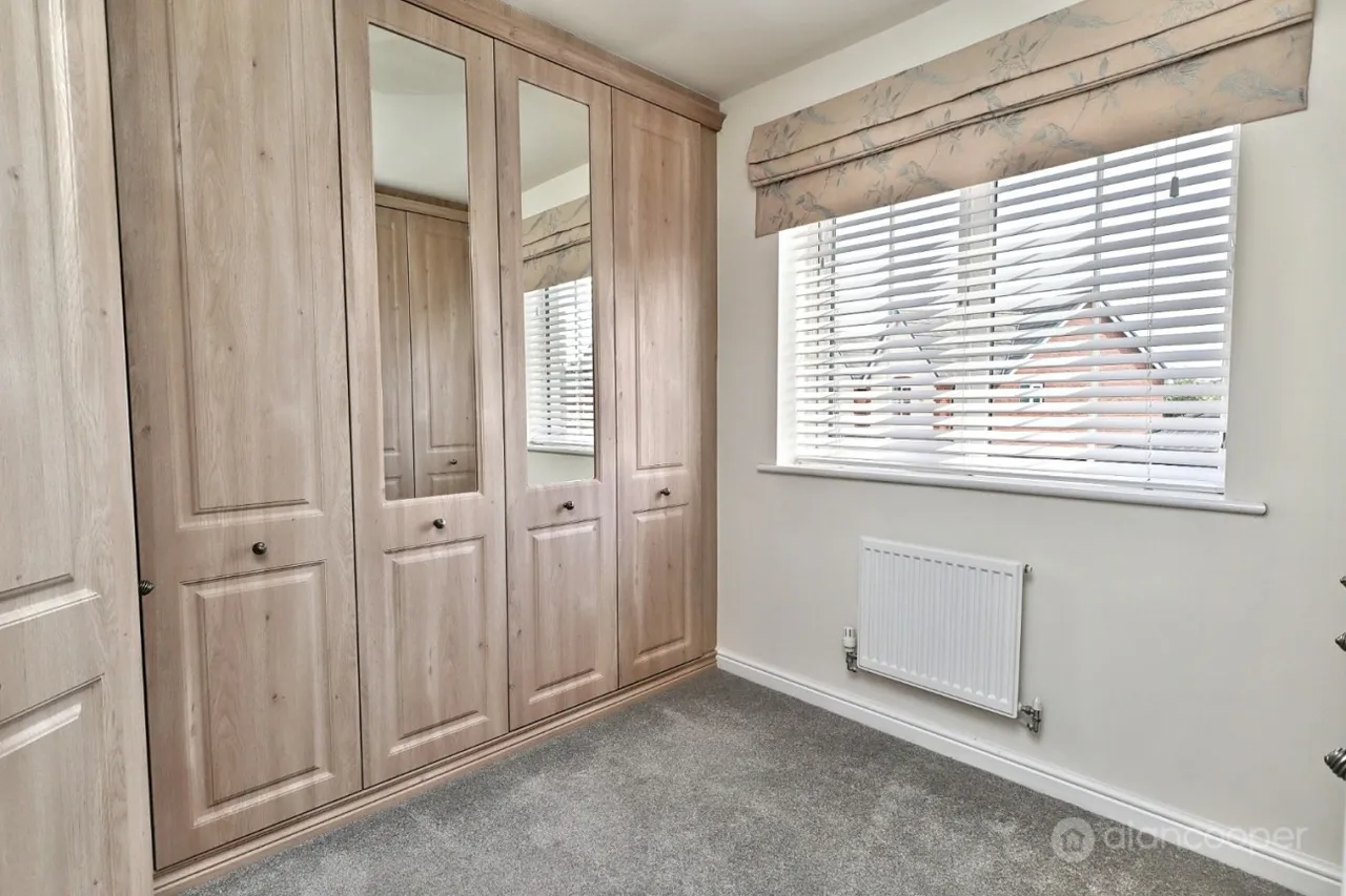 Reapers Close, Weddington, CV10, photo 26