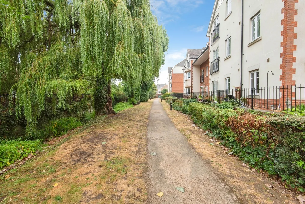Peppermint Road, Hitchin, Hertfordshire, SG5, photo 22