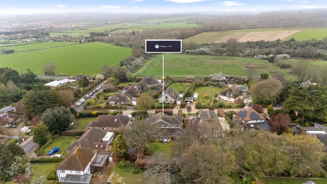 Furze Close, High Salvington, Worthing, photo 3