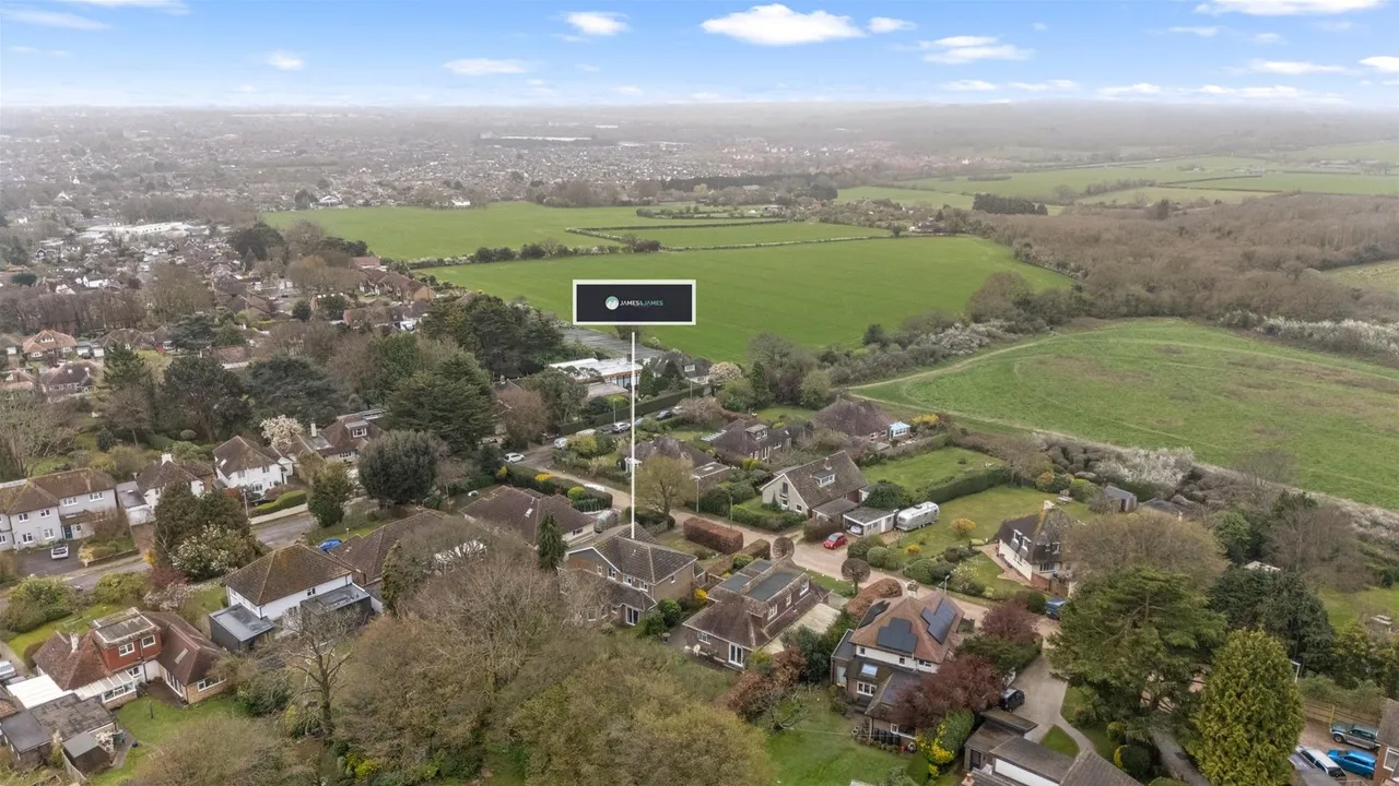 Furze Close, High Salvington, Worthing, photo 25