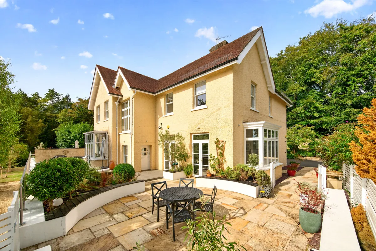 5 bed house for sale, The Bourne Bourne Close, Bourne End, SL8