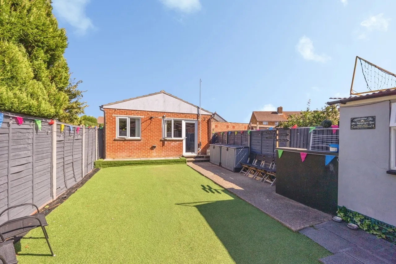 Littlegreen Avenue, Havant, PO9, photo 17